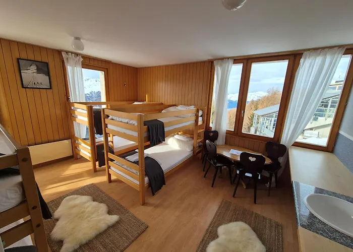 Tignousa De Groupes Et Individuels *